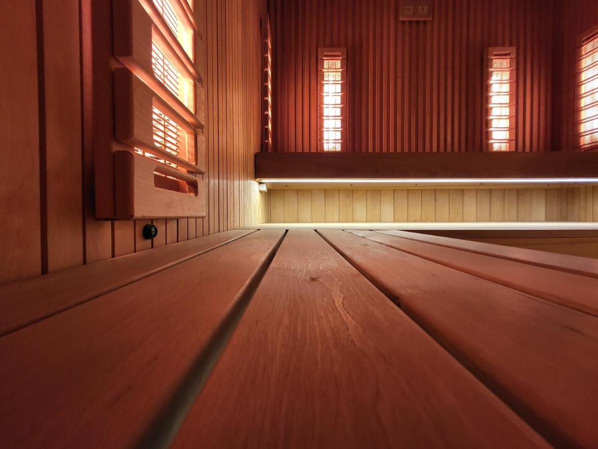 Chaty Krusetnica S Luxusnym Privatnym Wellness Екстериор снимка