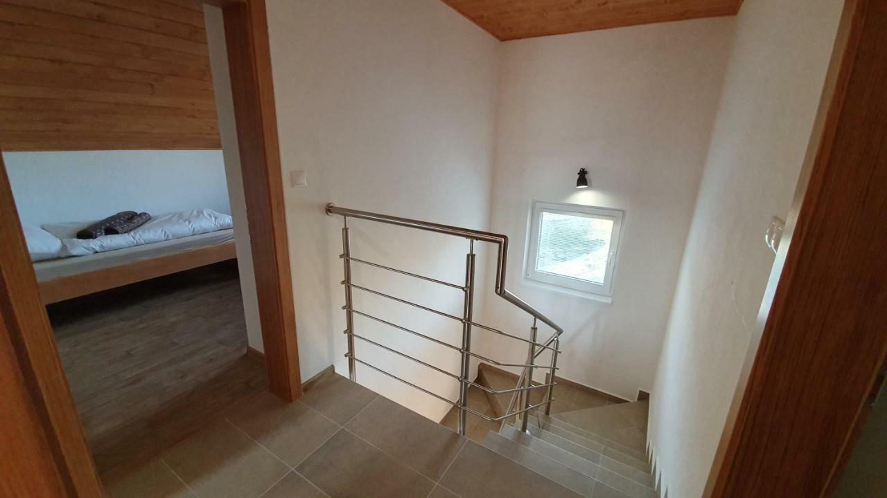 Chaty Krusetnica S Luxusnym Privatnym Wellness Екстериор снимка