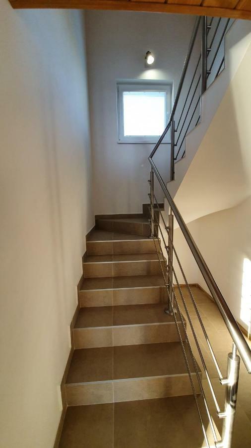 Chaty Krusetnica S Luxusnym Privatnym Wellness Екстериор снимка